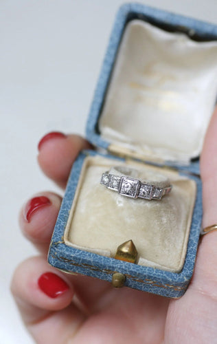 Bague 56 Bague Jarretière Art Déco Diamants 58 Facettes