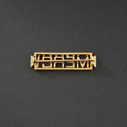 Broche Broche 'Merci" en or jaune 18K et platine, émaillée, encadrée de diamants. 58 Facettes