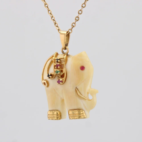 Pendentif Pendentif éléphant or et pierres précieuses 58 Facettes 23-336