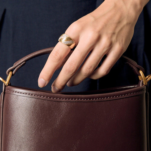 Bague 52 Bague jonc or jaune et diamants 58 Facettes CRE0041X2