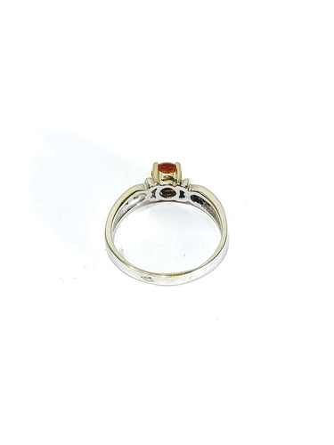 Bague 57 Bague en Or Blanc, Diamants et Citrine 58 Facettes