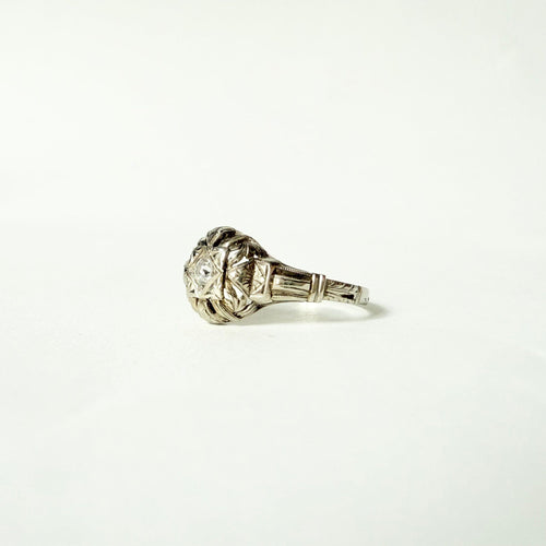 Bague 57 Bague Art déco n°96 en or blanc 18 carats et diamant 58 Facettes
