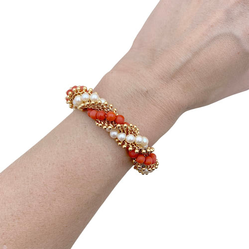 Bracelet Bracelet Van Cleef & Arpels, "Twist", or jaune, corail, perles. 58 Facettes 34875