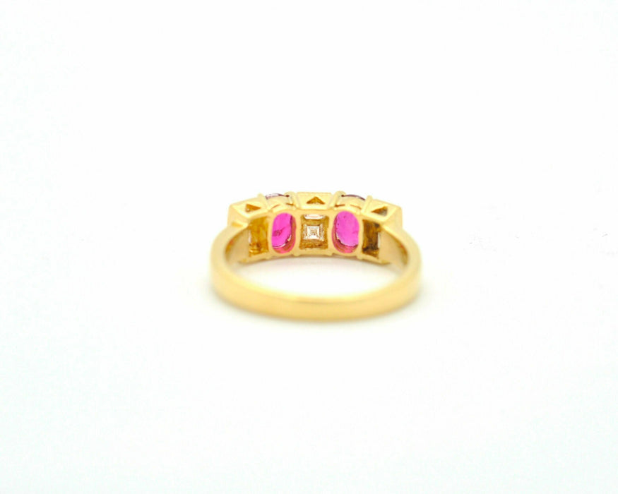 Bague Bague rubis et diamants en or jaune 58 Facettes