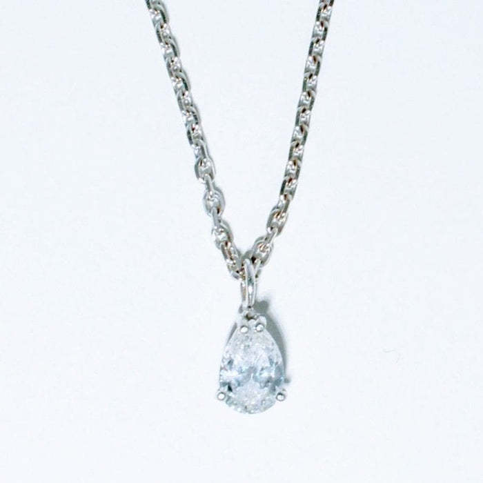 Collier Collier solitaire or blanc et diamant poire 0.60 ct 58 Facettes 240 570