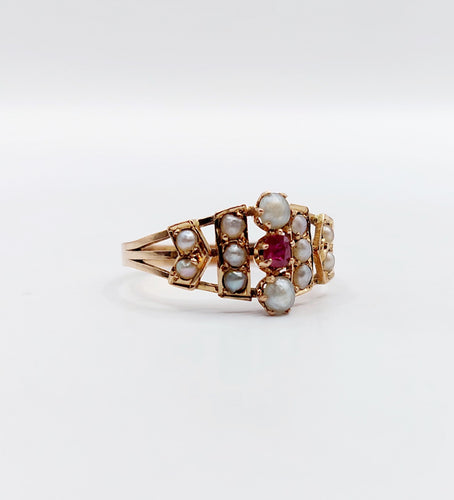 Bague 50 Bague victorienne or rose 18k rubis et perles (circa 1880) 58 Facettes A05279