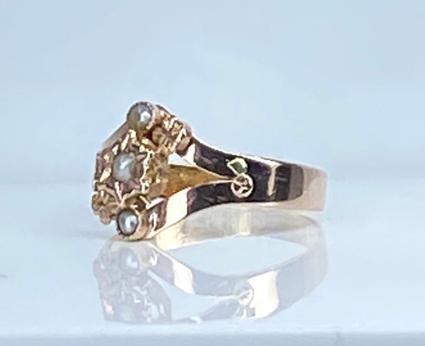 Bague Bague en or rose 18 carats et perles, époque 1900 58 Facettes AB526