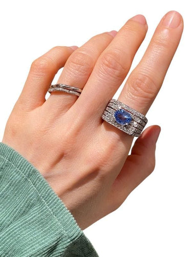 Bague 54 Bague Tank en or blanc saphir et diamants 58 Facettes