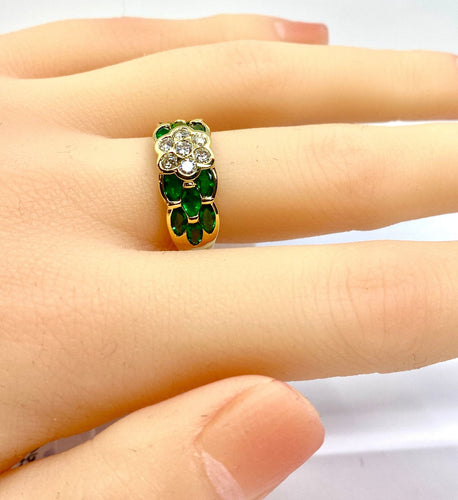 Bague 53 Bague jonc en or jaune, émeraudes navettes et diamants 58 Facettes AB576 bis