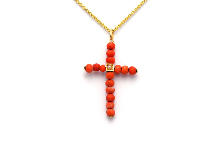 Pendentif Pendentif Art Déco en or jaune serti d'une perle et de corail 58 Facettes 22966