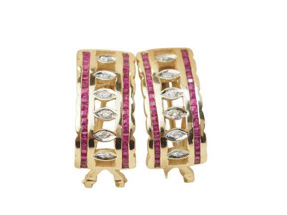 Boucles d'oreilles Boucles d'oreilles vintage en or jaune, rubis et diamants 58 Facettes 33439