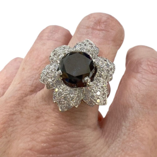 Bague 53 BAGUE DE DESIGN CONTEMPORAIN DU 20E SIÈCLE en OR 18 KT avec DIAMANTS. 58 Facettes Q233B