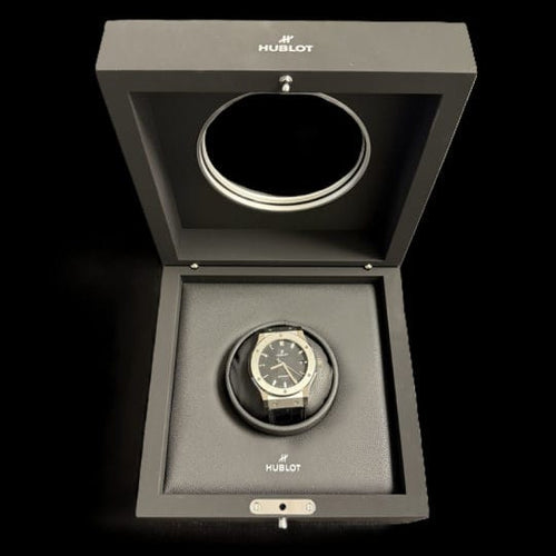 Montre Hublot Montre Classic Fusion Zirconium 58 Facettes MT43894