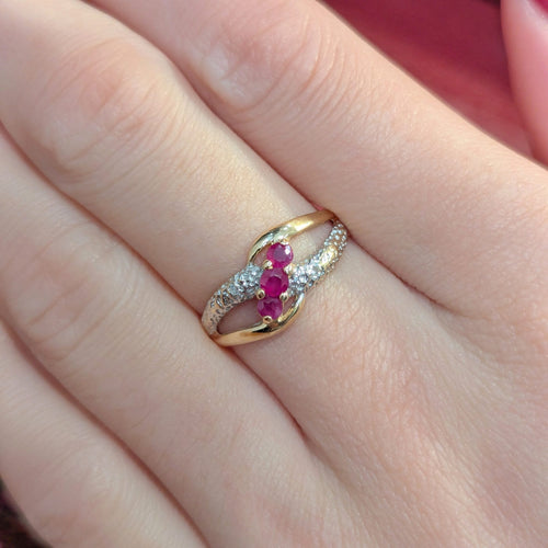 Bague 53 Bague or jaune diamants et rubis 58 Facettes 32235