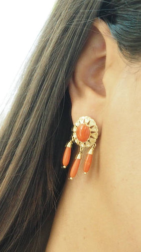 Boucles d'oreilles Boucles d'oreilles en or jaune et corail 58 Facettes 32382