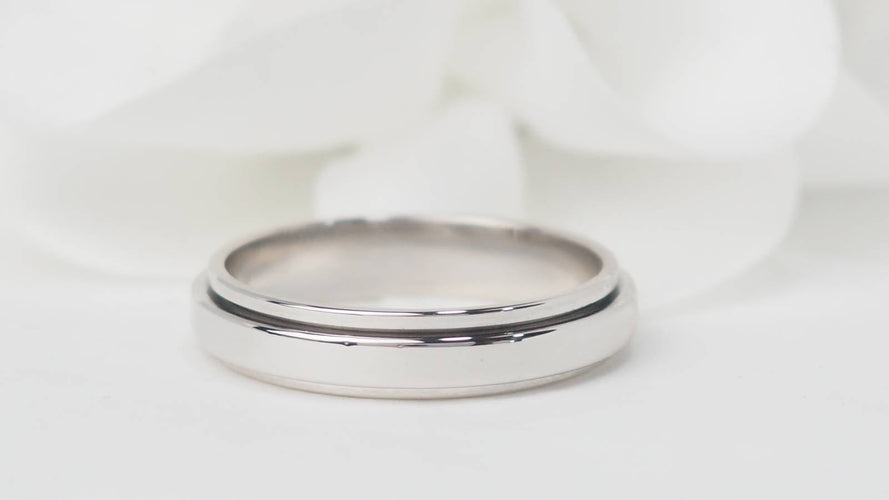 Bague 62 Alliance Piaget Possession en or blanc 58 Facettes 32996