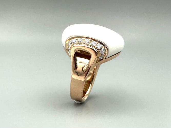 Bague 60 CHIMENTO. Bague en or rose, agate blanche et diamants 58 Facettes