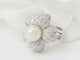 Bague 51 Bague Fleur en or blanc, perle de culture et diamants 58 Facettes 33405