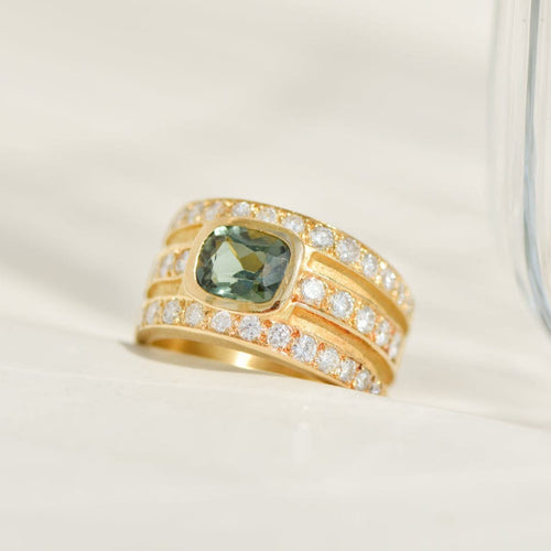 Bague 53 Bague luxueuse en or jaune avec diamants et tourmaline 58 Facettes 2403