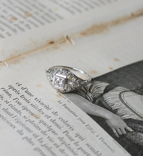 Bague 57 Bague Art Déco Dôme Ajouré Diamants 58 Facettes