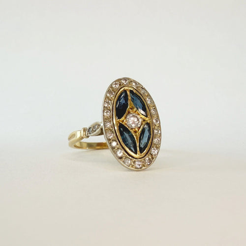 Bague 53 Bague Marquise or jaune et saphirs 58 Facettes