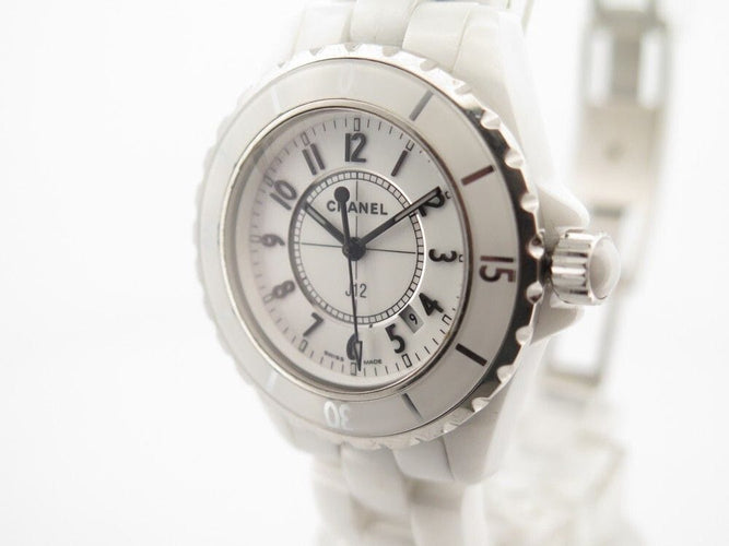 Montre montre CHANEL j12 33 mm en ceramique blanche quartz 58 Facettes 259477