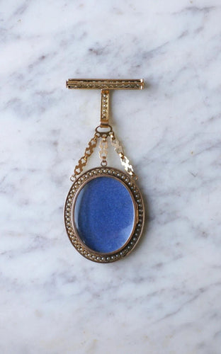 Broche Broche or, perles, et miniature porcelaine par Auguste Perrette 58 Facettes