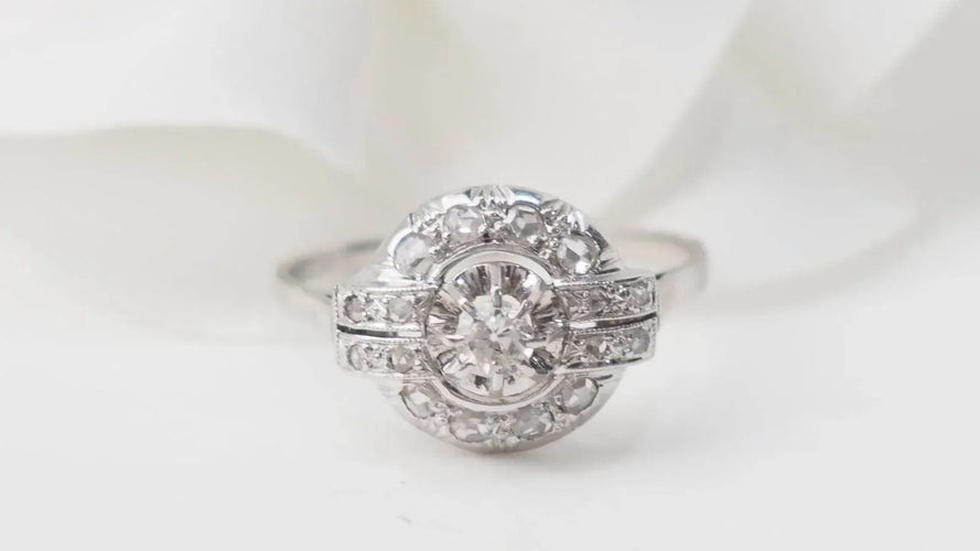 Bague 54 Bague Art Déco or blanc et diamants 58 Facettes 33025