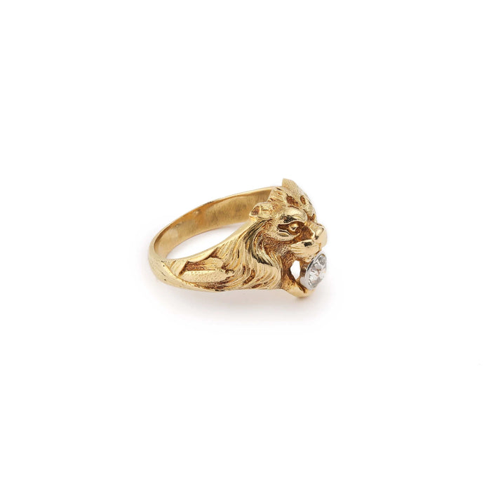 Bague 56.5 Bague  or jaune Chevalière Lion diamant 0.35 Carat 58 Facettes B356