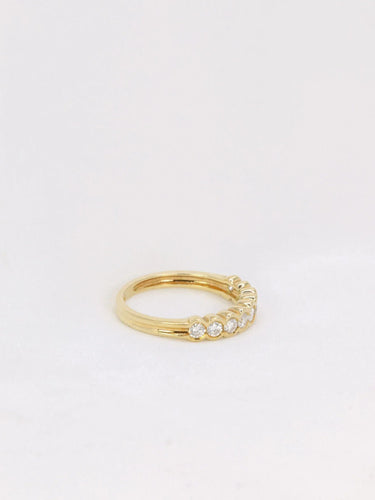 Bague 53.5 Demi-alliance vintage en or et diamants en serti clos 58 Facettes J153