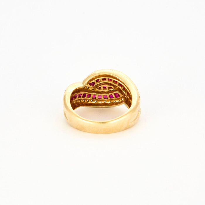 Bague 53 Bague or jaune, rubis et diamants 58 Facettes GU144