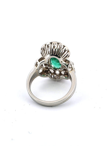 Bague 55 Bague vintage des années 50 avec émeraude 1,40 Ct et diamants taille ancienne 2,50 Ct 58 Facettes