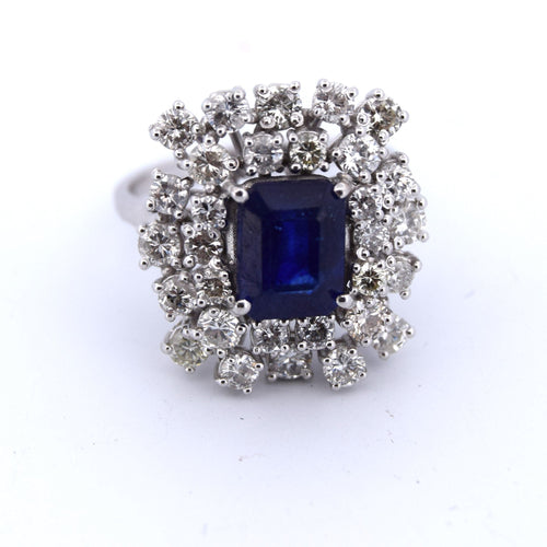 Bague Bague en or blanc 18 carats avec saphir et diamants 58 Facettes