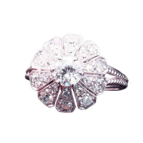 Bague 56 Bague marguerite diamants époque Art Déco 58 Facettes 4072