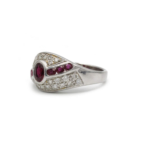Bague 52 Bague - Or blanc, rubis et diamants 58 Facettes 1078