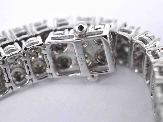 Bracelet Bracelet tennis en or blanc avec 2 rangées de diamants 58 Facettes 2020