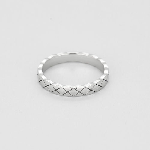 Bague 56 CHANEL - Bague Coco Crush mini modèle en Or blanc 18k 58 Facettes 58FC17-1