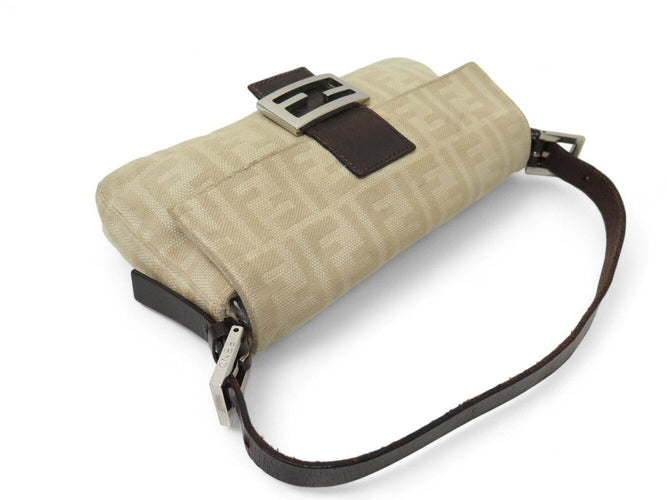 sac a main FENDI baguette en toile jacquard ff zucca beige 26424 hand bag 58 Facettes 270643