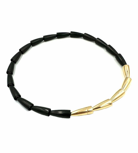 Collier VHERNIER. Collier "Calla" ébène et or jaune 18K 58 Facettes