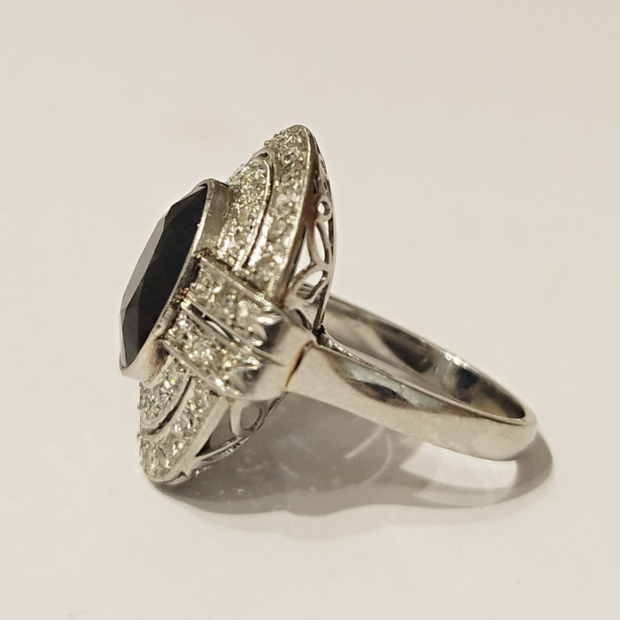 Ring Art Deco saffier- en platinadiamanten