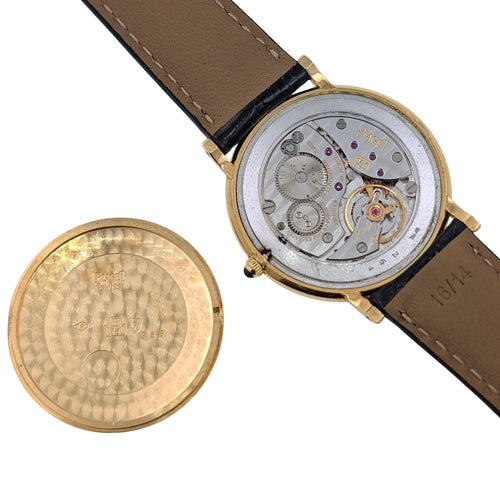 Montre PIAGET - Montre Altiplano Ultra Thin en or jaune massif 9025, calibre 9P1 à remontage manuel, année 1960, + boucle Piaget d'origine en or 58 Facettes