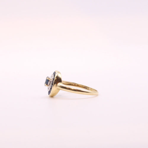 Bague 52 Bague Marguerite Ronde Saphir et Diamants or jaune 58 Facettes