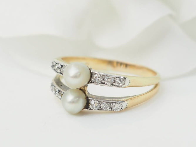 Bague 56 Bague ancienne en or jaune, perles de culture et diamants 58 Facettes 33416