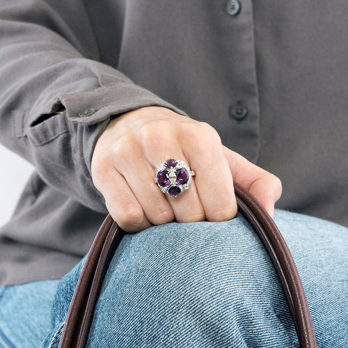 Bague 57 Bague cocktail or gris, diamants et améthystes 58 Facettes CAN11552