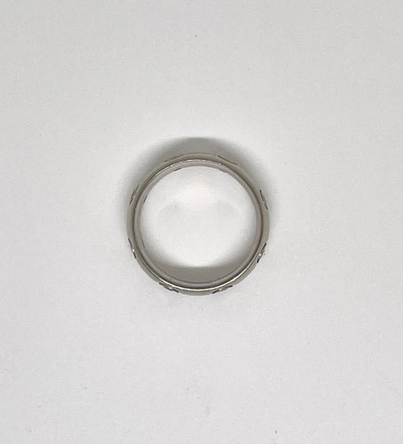 Bague 51 Bague or blanc 585 et diamants 58 Facettes