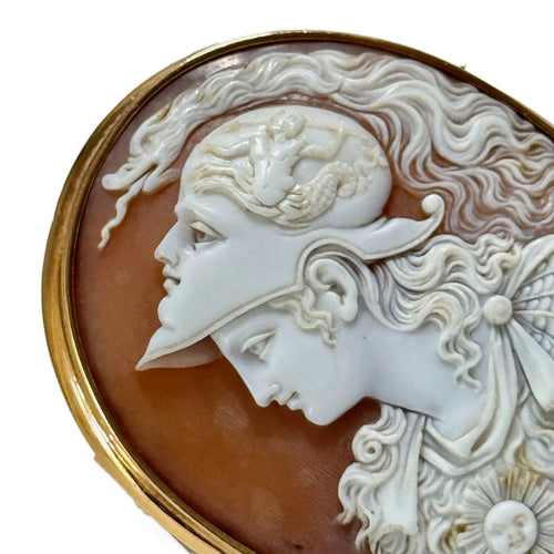 Broche Broche ancienne Camée Minerve 58 Facettes REF24028-192