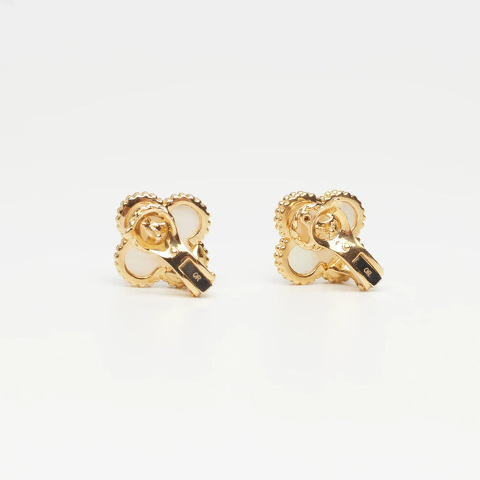 Boucles d'oreilles Van Cleef & Arpels - Boucles d’oreilles Vintage Alhambra Nacre en or jaune 58 Facettes vca-erg-yg-vamop