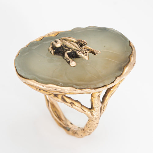 Bague Bague grenouille sur nénuphar vintage en or jaune 14k et agate 58 Facettes G14173