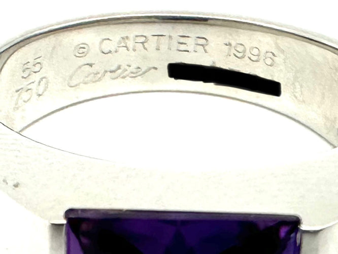 Bague 55 CARTIER. Collection "Tank", bague or blanc et améthyste 58 Facettes