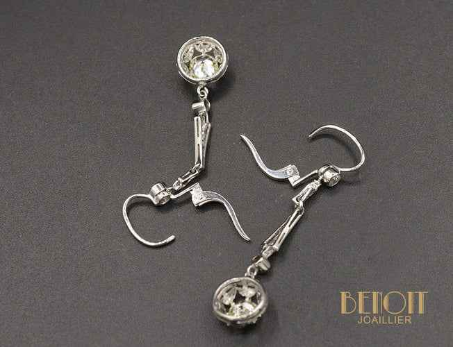 Boucles d'oreilles Dormeuses Diamants 58 Facettes A10229